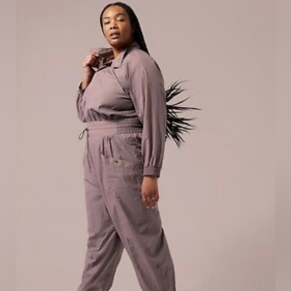 Athleta + Alicia Keys Utility Jumpsuit - Picture 4 of 5